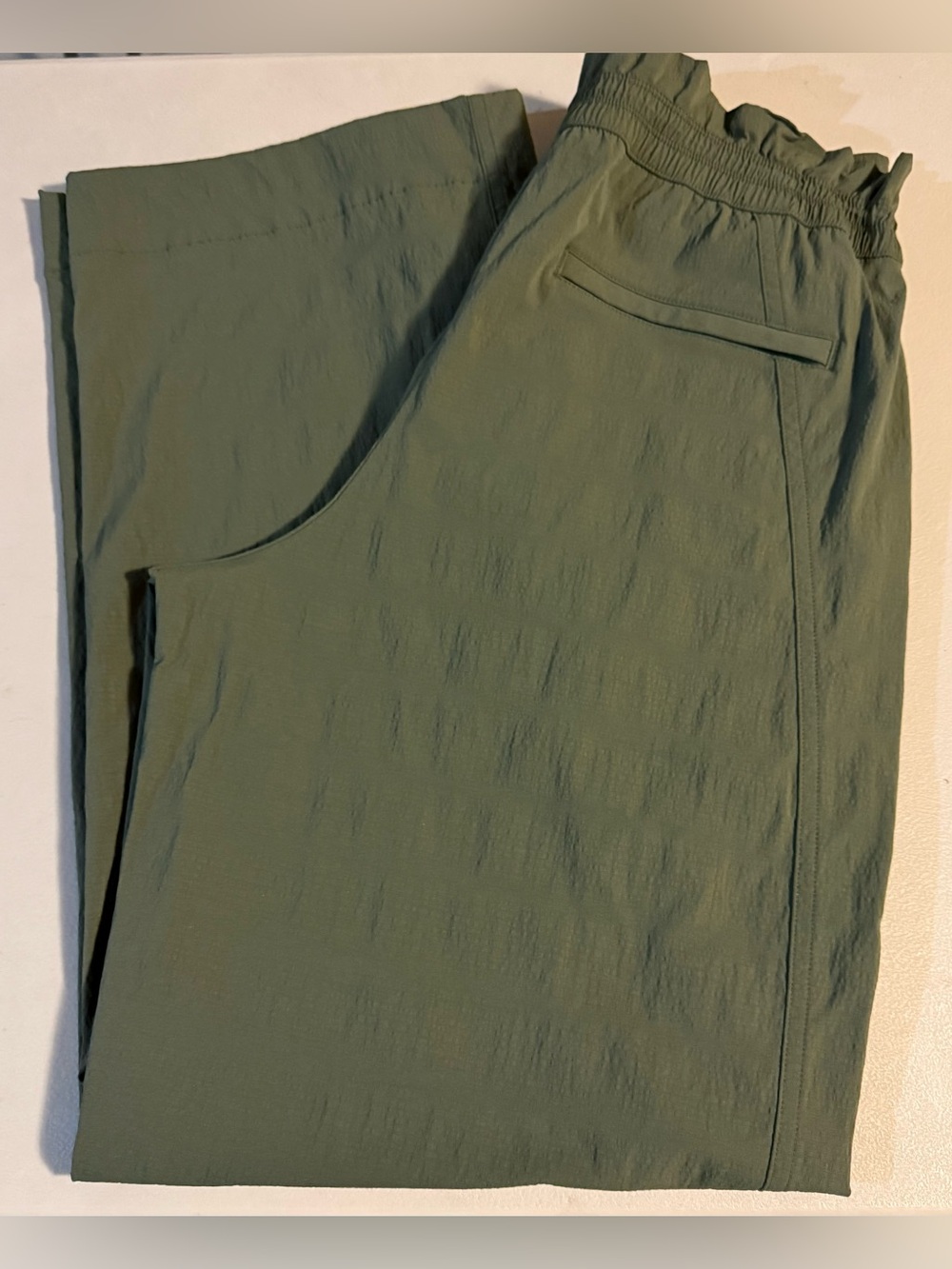 Athleta Olive Green Trekkie Parachute High Rise Elastic Waist Pants Zippered Hem - Picture 3 of 7